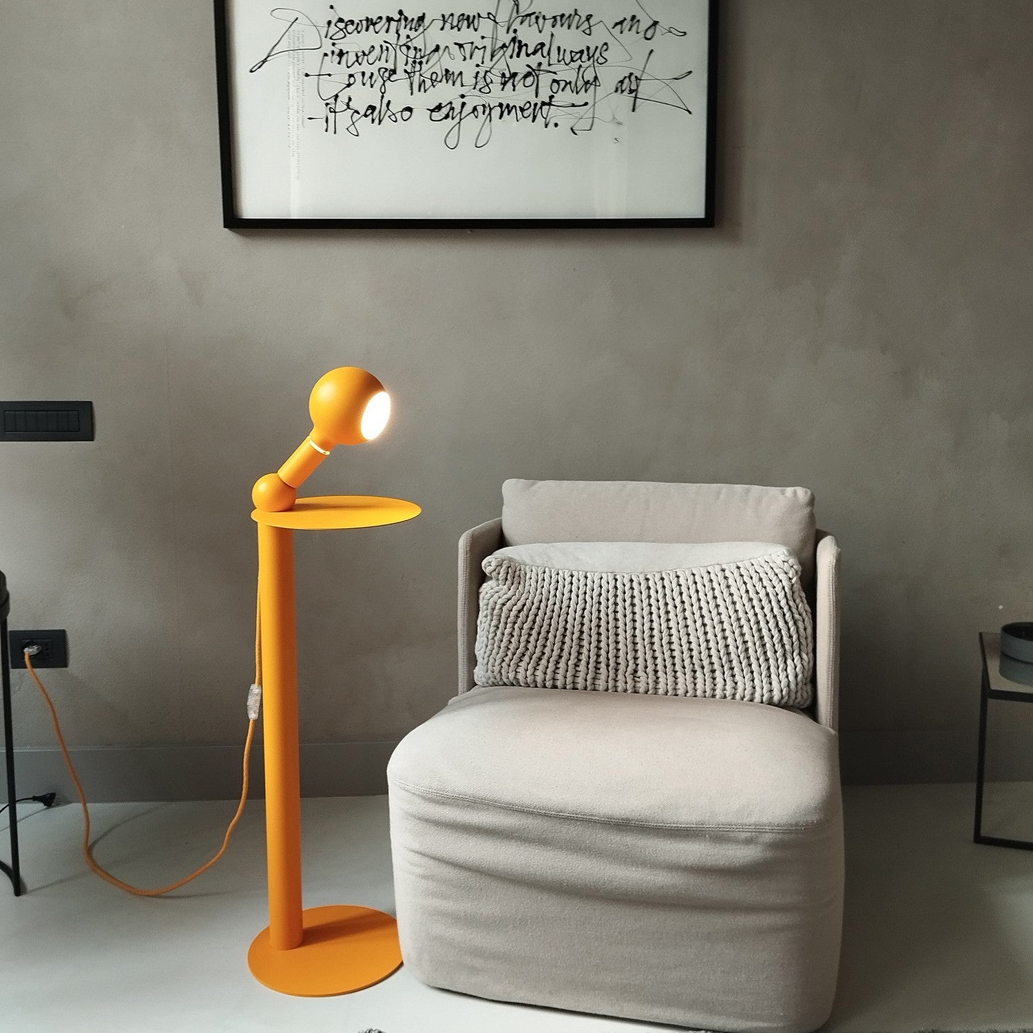 Rocco - Lampă de podea cu Ștecher UK și Bec Camo - Galben