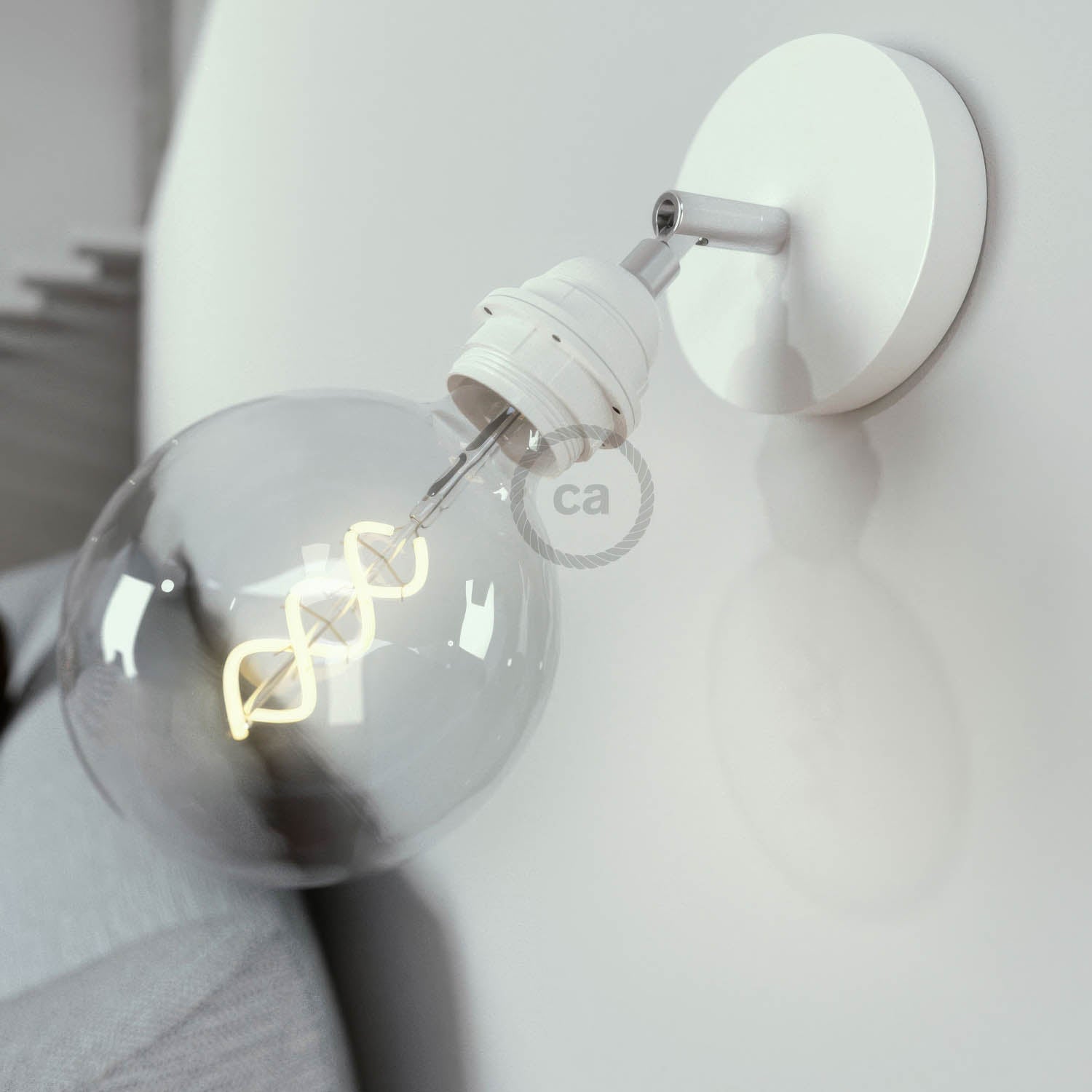 Fermaluce Metallo 90° con portalampada filettato E27, punto luce in metallo orientabile - Bianco