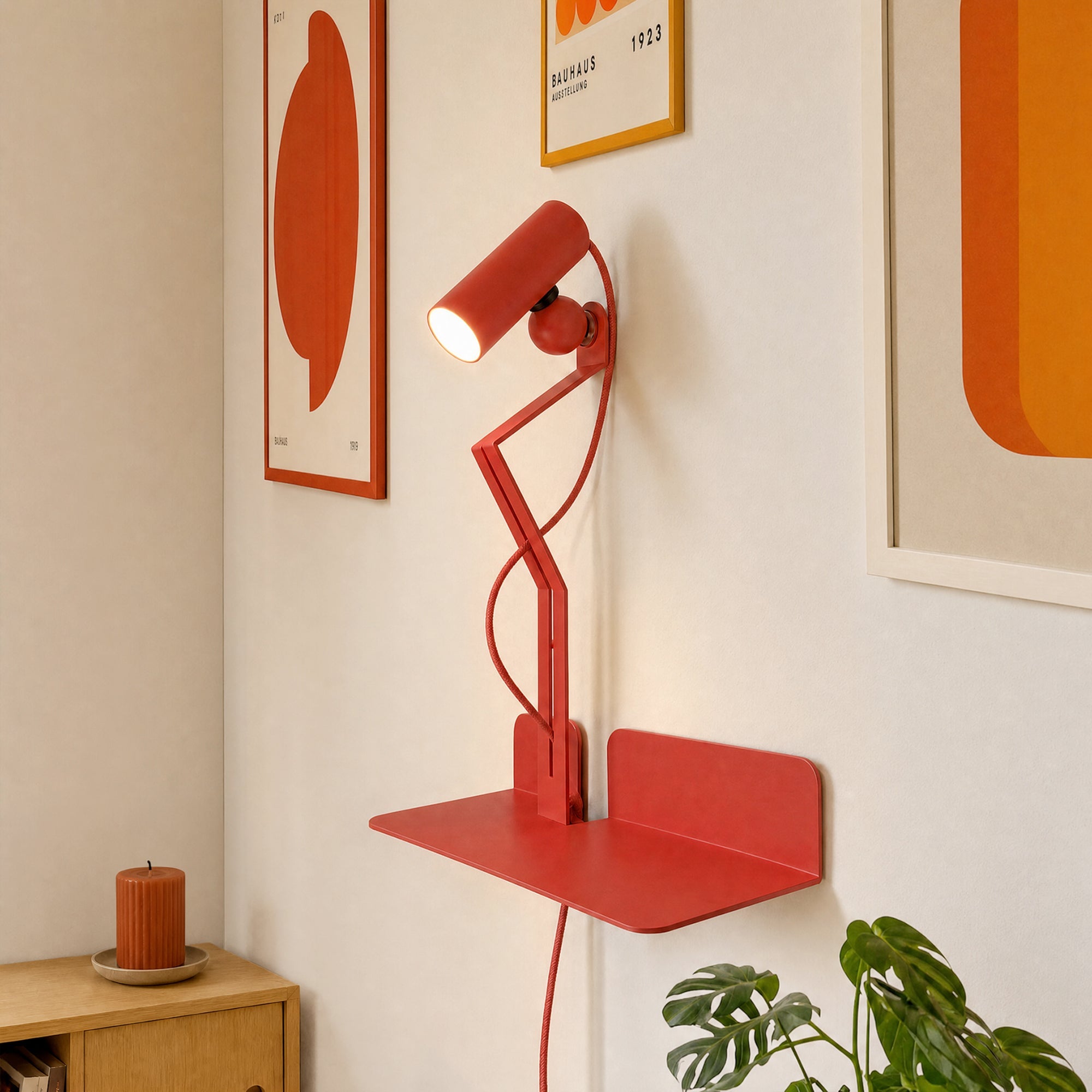 Lampada da parete con mensola e faretto magnetico orientabile - Murio Tubo - Rosso