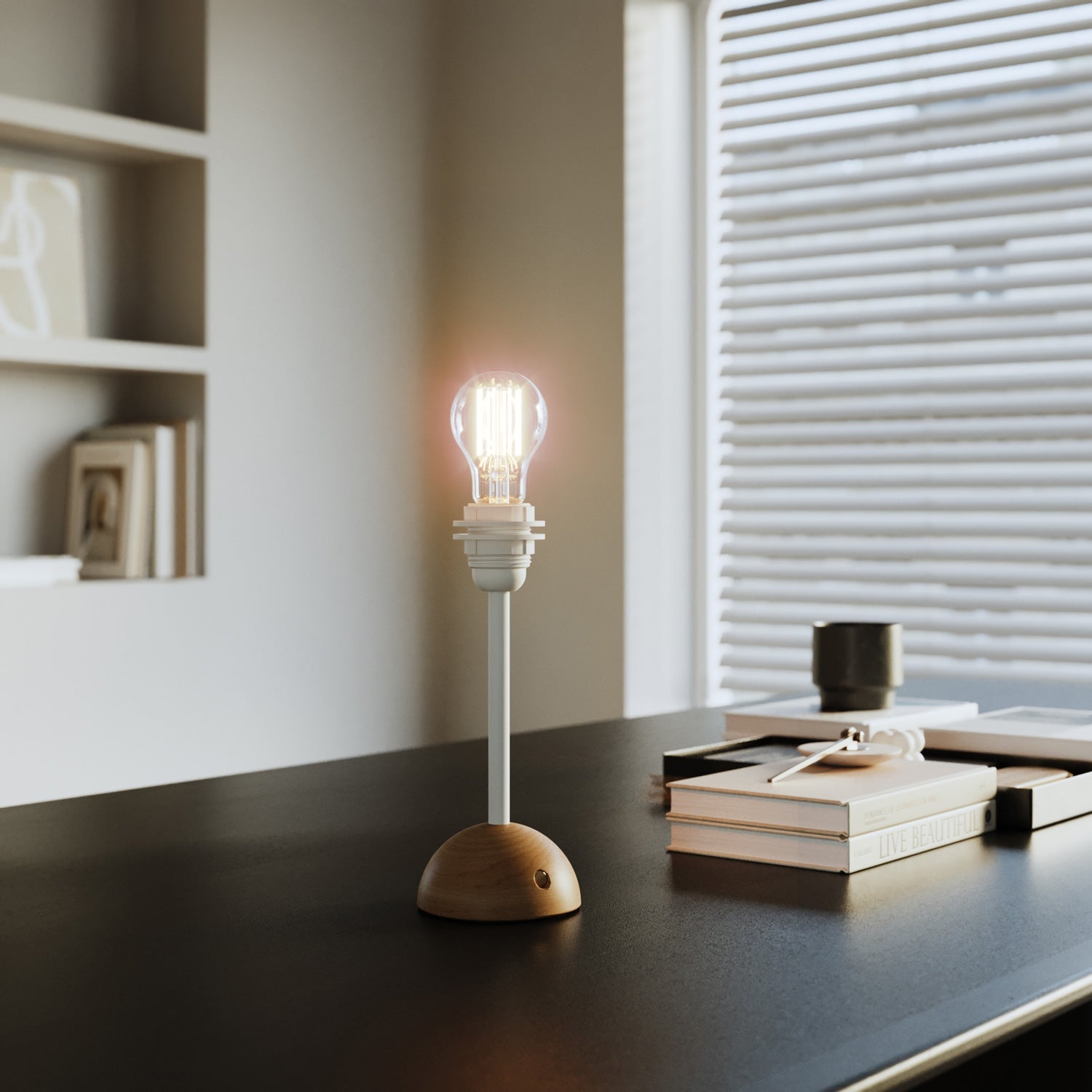 Lampada portatile e ricaricabile Cabless12 con lampadina a goccia e predisposizione per paralume - Neutro