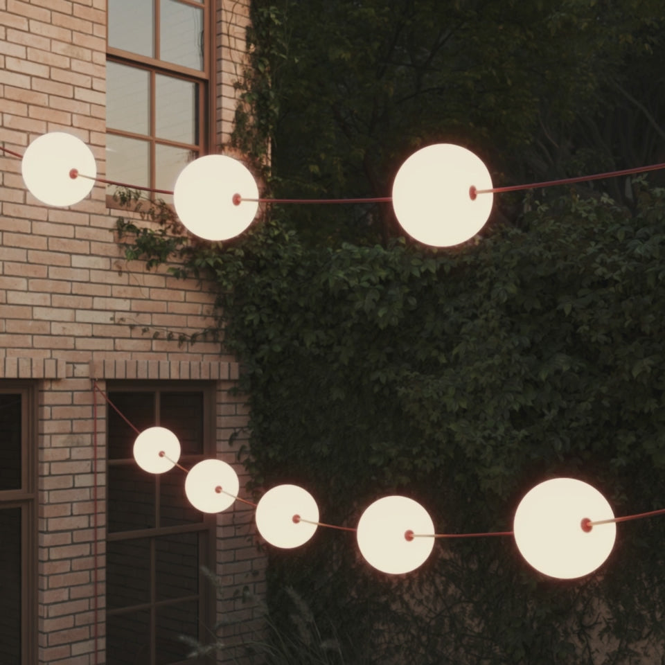 Încarcă video: Catena luminoasă 12 puncte de lumină de exterior IP67 Desert Brown - Marina12 Cherry